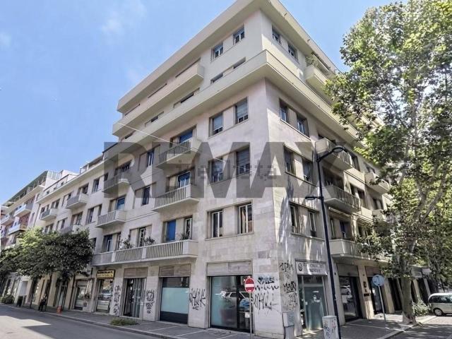 Appartamento in vendita di 156 m² in Via Firenze, 4