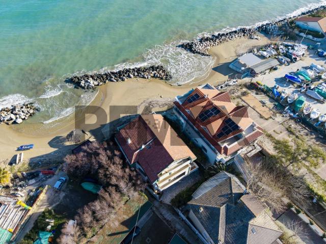 Appartamento in vendita di 156 m² in Via Francesco Paolo Tosti, 64
