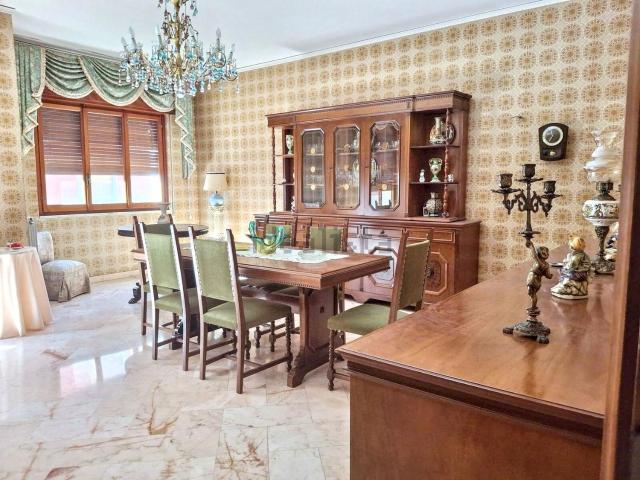 Appartamento in vendita di 156 m² in Via Italia, 5