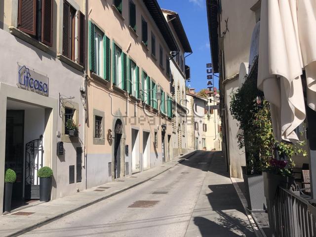 Appartamento in vendita di 156 m² in Via Mazzini, 15