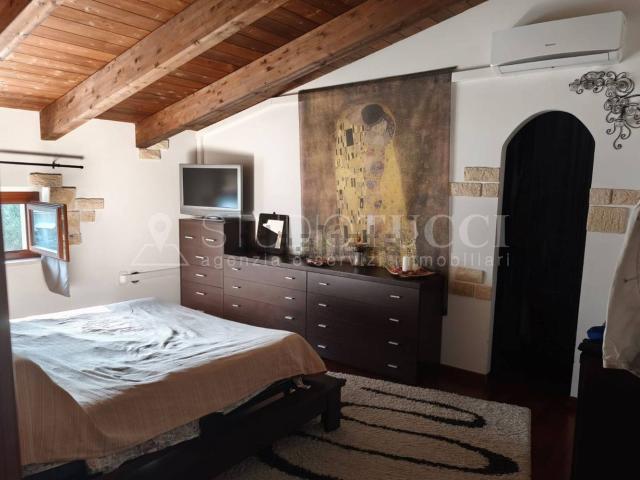 Appartamento in vendita di 156 m² in Via Massimiliano Perfetti, 3