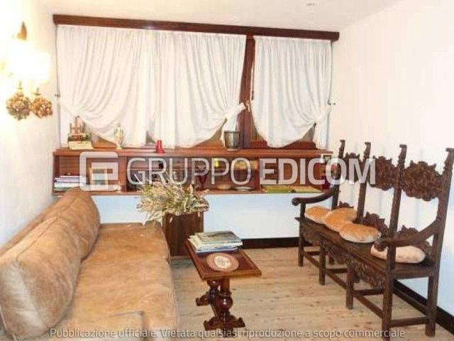 Appartamento in vendita di 156 m² in Via Metanopoli