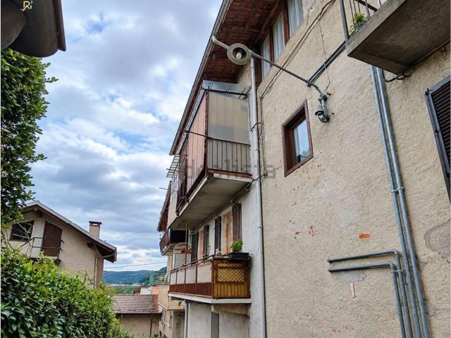 Appartamento in vendita di 156 m² in Via Sant&apos Anna, 23