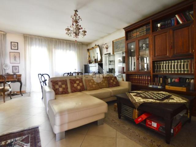 Appartamento in vendita di 156 m² in Via Sile