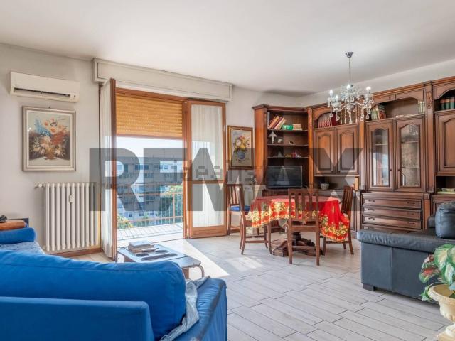 Appartamento in vendita di 156 m² in Via Spreafico, 26