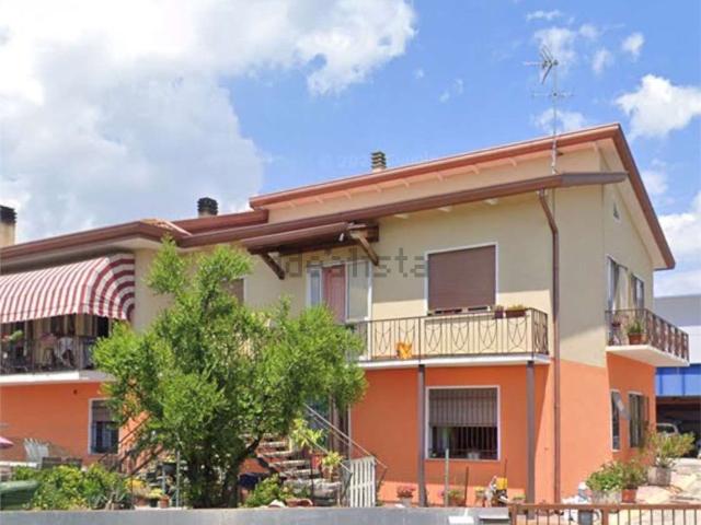Appartamento in vendita di 156 m² in Via Papa Albino Luciani
