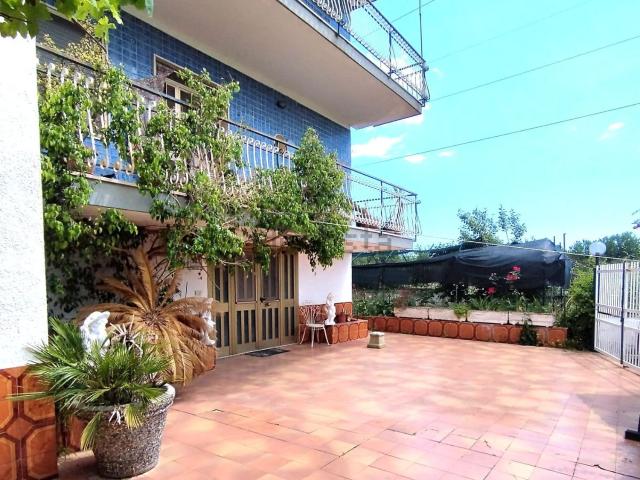 Appartamento in vendita di 156 m² in Via Terre di San Benedetto, 29