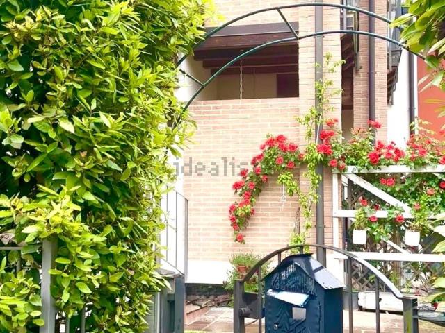 Appartamento in vendita di 156 m² in Viale Roma, 1
