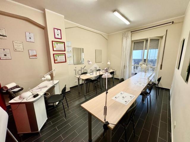 Appartamento in vendita di 156 m² in Corso Giovanni Nicotera, 130