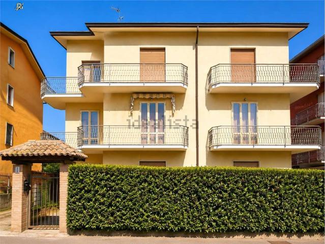 Appartamento in vendita di 156 m² in Corso L. Cadorna, 298