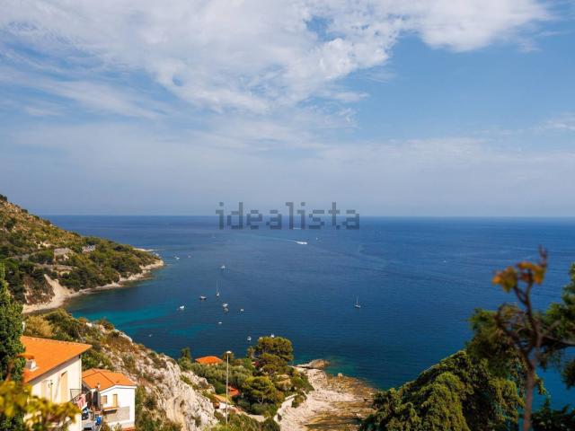 Appartamento in vendita di 156 m² in Corso Mentone, 50