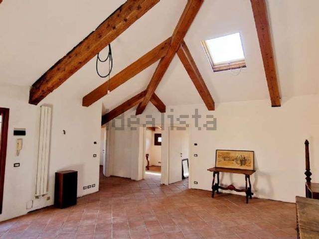 Appartamento in vendita di 156 m² in Fondamenta de l&apos Osmarin