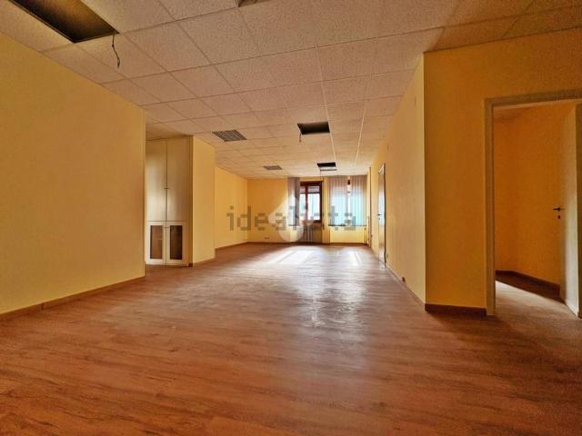 Appartamento in vendita di 156 m² in Piazza Giambattista Miliani, 2