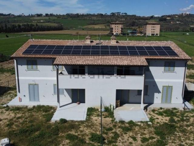 Appartamento in vendita di 156 m² in Strada Madonnuccia Ciribifera