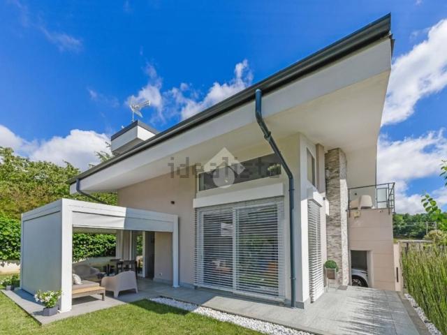 Appartamento in vendita di 157 m² in Via Colle del Vento, 71