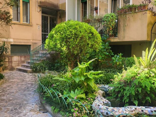 Appartamento in vendita di 157 m² in Via Camillo Sorgente, 25