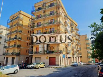 Appartamento in vendita di 157 m² in Via Cesare Sinopoli, 101