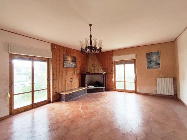 Appartamento in vendita di 157 m² in Via Aia, 10