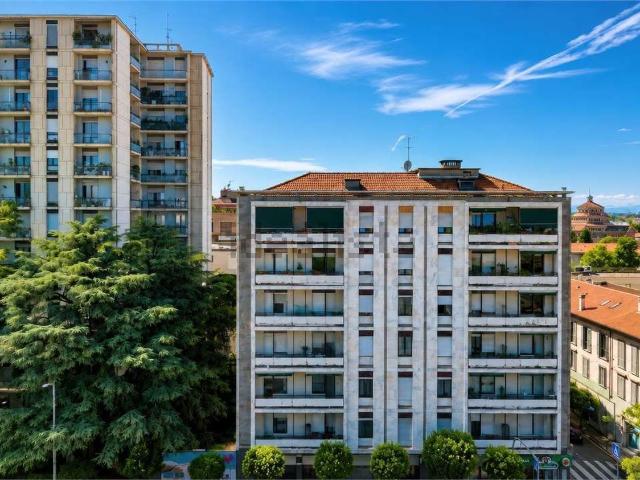 Appartamento in vendita di 157 m² in Via Gaetana Agnesi, 1