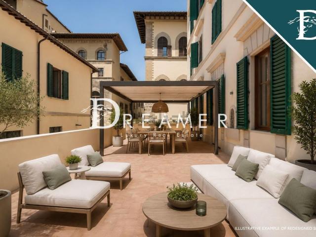 Appartamento in vendita di 157 m² in Via Ghibellina, 141