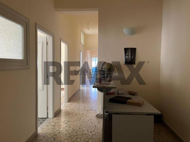 Appartamento in vendita di 157 m² in Via Dante Alighieri, 11