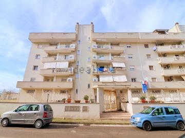 Lusciano, Caserta Campania, Campania - Parcheggio auto
