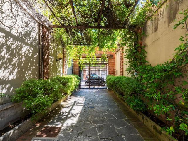 Appartamento in vendita di 157 m² in Via Eleonora Duse, 3