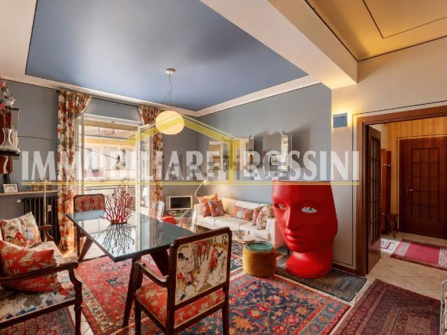 Appartamento in vendita di 157 m² in Via Ernesto Cairoli, 13