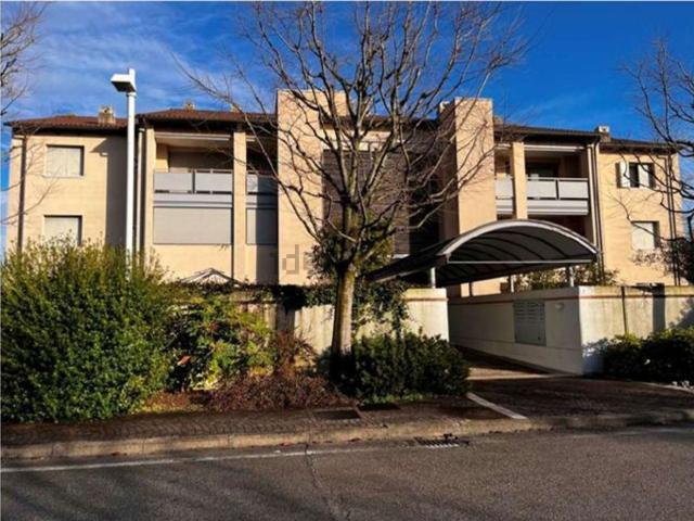 Appartamento in vendita di 157 m² in Via Europa, 2