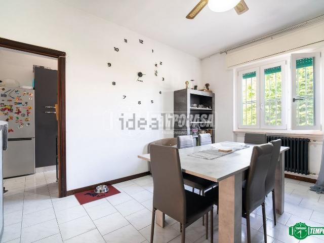 Appartamento in vendita di 157 m² in Via Prealpi, 12