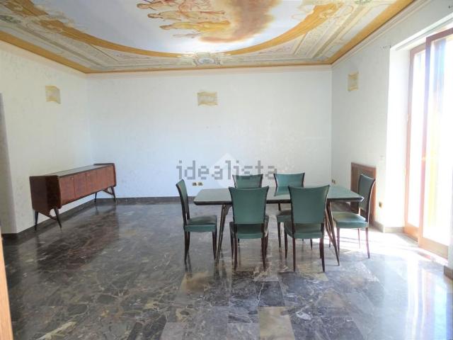 Appartamento in vendita di 157 m² in Via Roma, 99