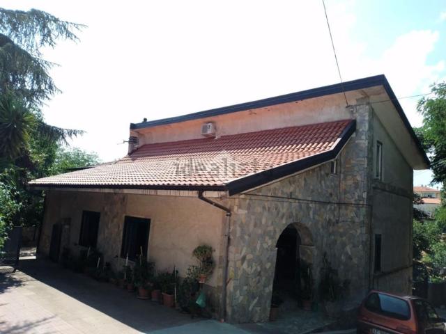 Appartamento in vendita di 157 m² in Via Rosa Conforti, 8
