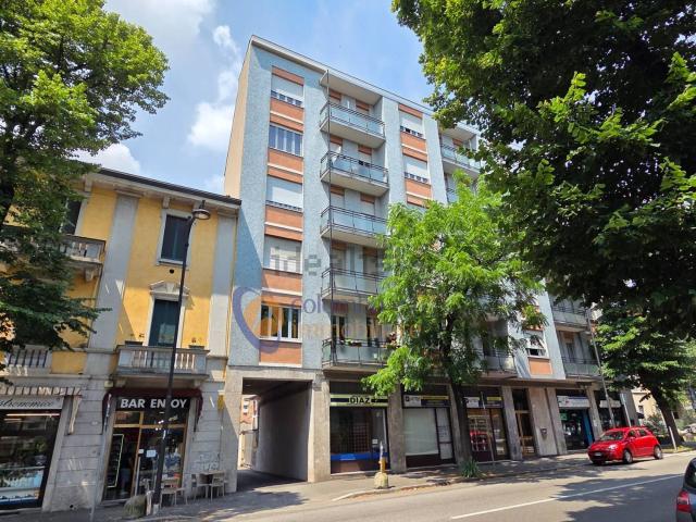 Appartamento in vendita di 157 m² in Viale Armando Diaz, 19