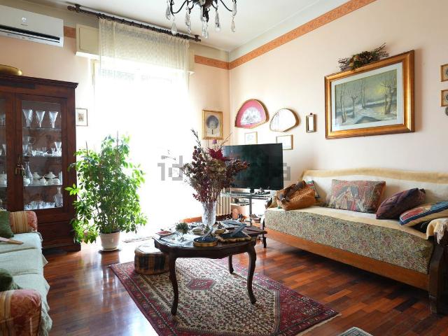 Appartamento in vendita di 157 m² in Viale Merca