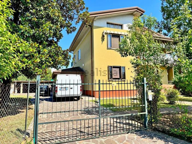 Appartamento in vendita di 157 m² in Borgo Casoni