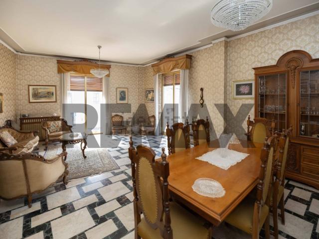 Appartamento in vendita di 157 m² in Corso Umberto I, 50