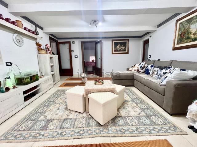Appartamento in vendita di 157 m² in Piazza Caracco