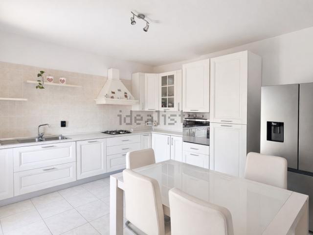 Appartamento in vendita di 158 m² in Via Alento, 127