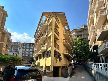 Appartamento in vendita di 158 m² in Via Alessandro Volta