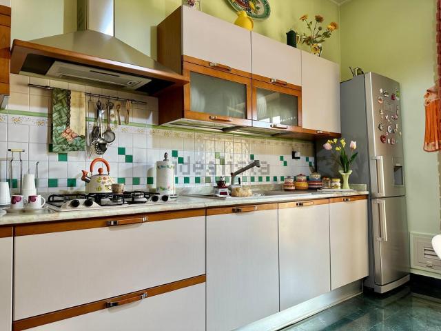 Appartamento in vendita di 158 m² in Via Giacomo Matteotti, 46