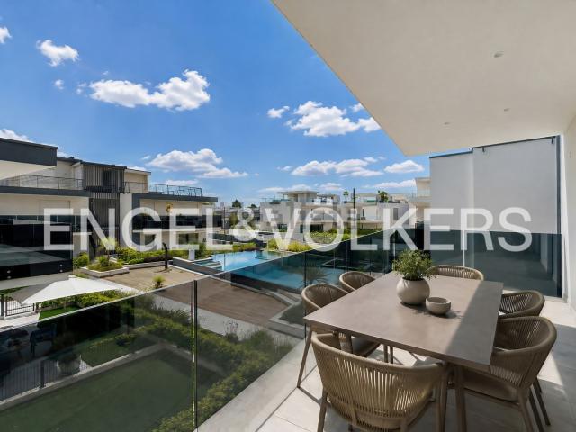 Appartamento in vendita di 158 m² in Via Don Bruno Pozzetti