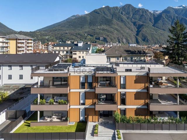 Appartamento in vendita di 158 m² in Via Don L. Zoppetti