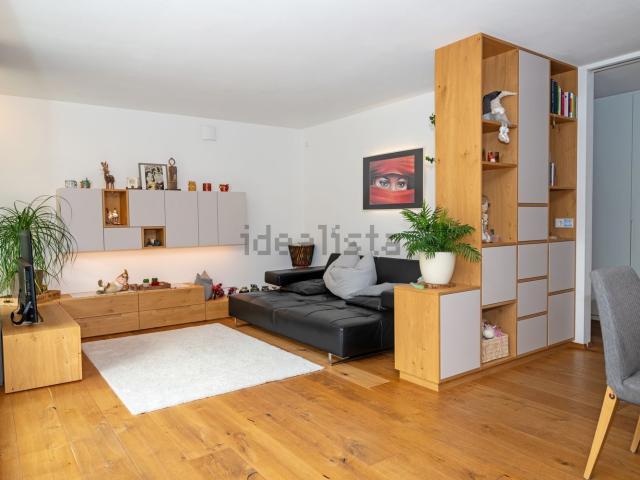 Appartamento in vendita di 158 m² in Via Lungo Rienza, 22