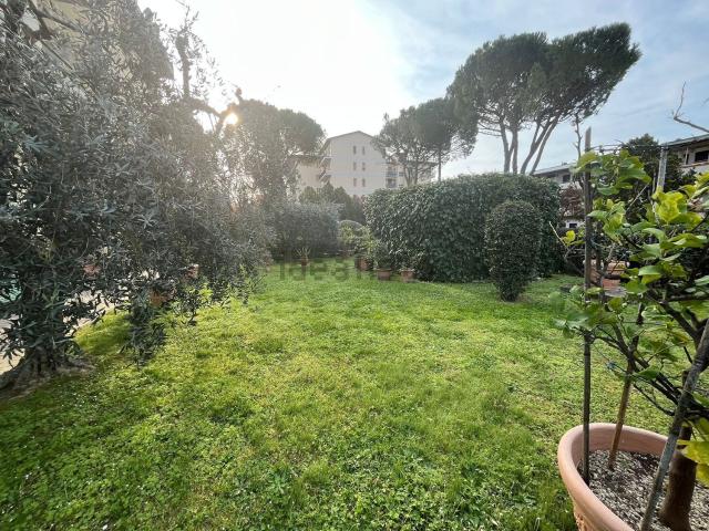 Appartamento in vendita di 158 m² in Via Michelangelo Buonarroti, 19