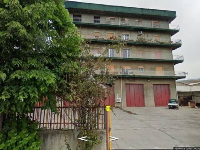 Appartamento in vendita di 158 m² in Via Statale Oreto