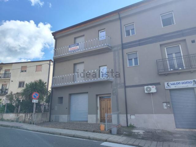 Appartamento in vendita di 158 m² in Via Regina Elena, 99