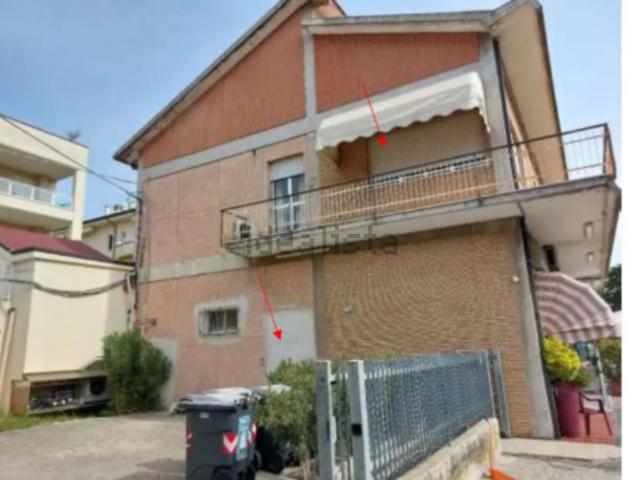 Appartamento in vendita di 158 m² in Via Tavoleto