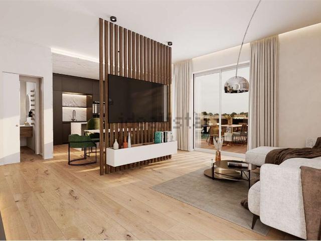 Appartamento in vendita di 158 m² in Via Verbano, 111