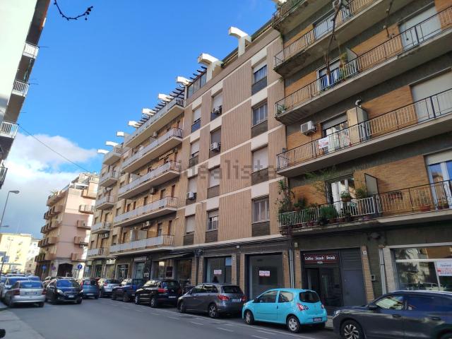 Appartamento in vendita di 158 m² in Viale Trieste, 132