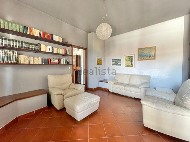 Appartamento in vendita di 158 m² in Viale Papa Giovanni XXIII, 38
